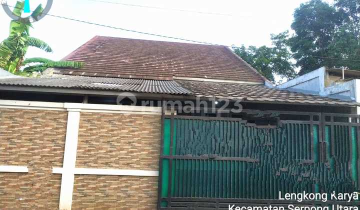 3 menit ke pintu tol Jelupang, Tangerang Rumah Sederhana 1