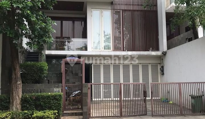 Simprug, Jakarta Selatan Rumah Mewah 3 Lantai 2