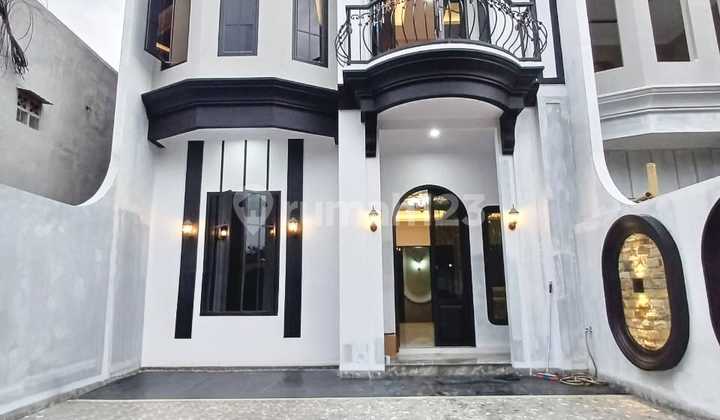 Jagakarsa ,Jakarta Selatan Rumah Cantik Huni 2