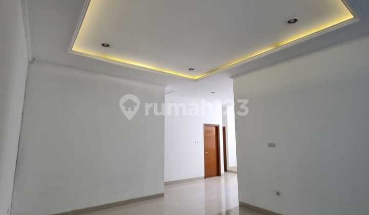 Sewa Rumah 2 lantai di Kebon Jeruk, Jakarta Barat villa kelapa 2 2