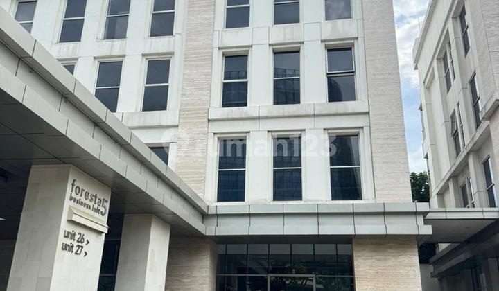 For Rent: Foresta Business Loft FBL 5 Commercial Shop House in BSD - Building Area 855 m² - Rp 500 Million/Year Premium commercial shop house Foresta Business Loft (FBL) 5 in the CBD of BSD City, developed by Sinarmas Land. Suitable for Office, Showroom, Clinic, IT Company, Creative & Corporate Office.