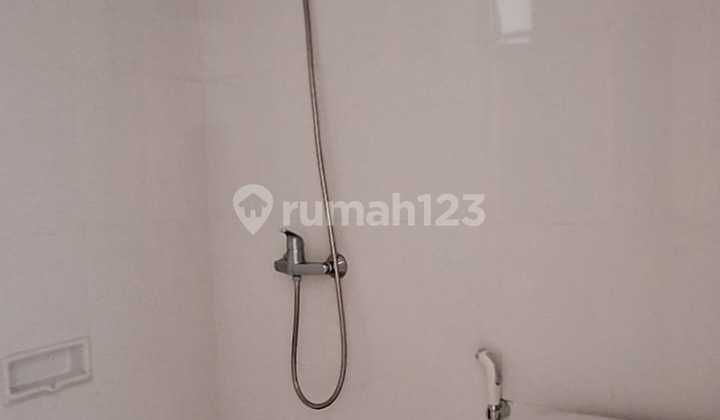 FOR RENT CORNER HOUSE NEAT &amp; READY TO OCCUPY – FIORDINI CLUSTER, GADING SERPONG IDR 85 Million / Year (Negotiable) | Minimum Lease 2 Years (DIRECT OWNER) 2