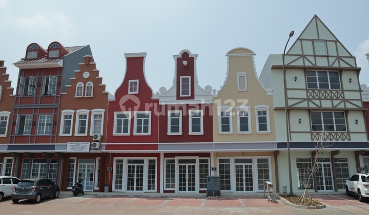 For Sale 3-Unit Attached Shophouses North Solvang Gading Serpong - Near Siloam Hospital | Most Affordable