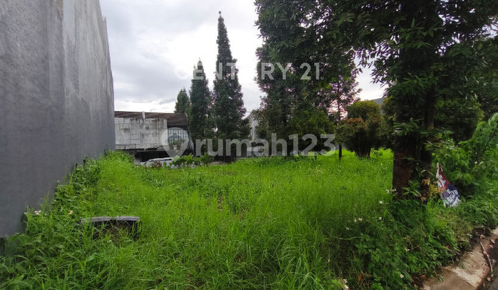 Corner Plot Ready to Build in Setraduta Sariwangi, KBB