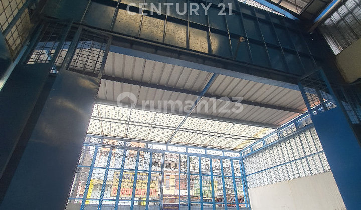 Clean Warehouse (New) Partially 2 Floors, in Caringin Bandung Clean Warehouse (New) Partially 2 Floors, in Caringin Bandung