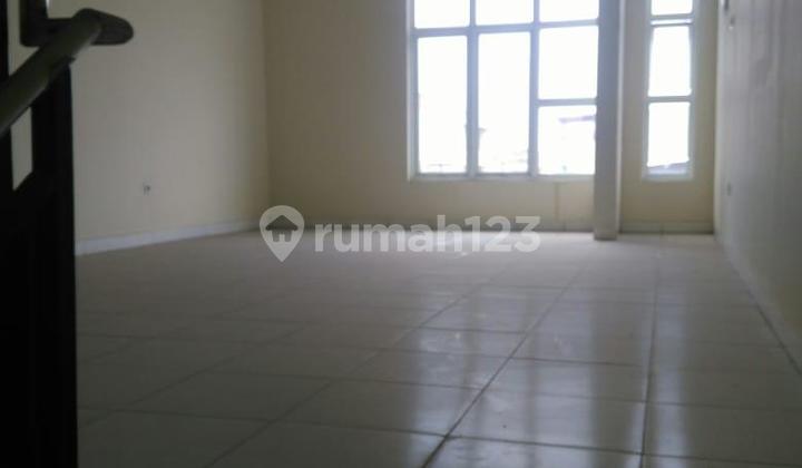 Di Sewa Ruko3 Lantai Cengkareng