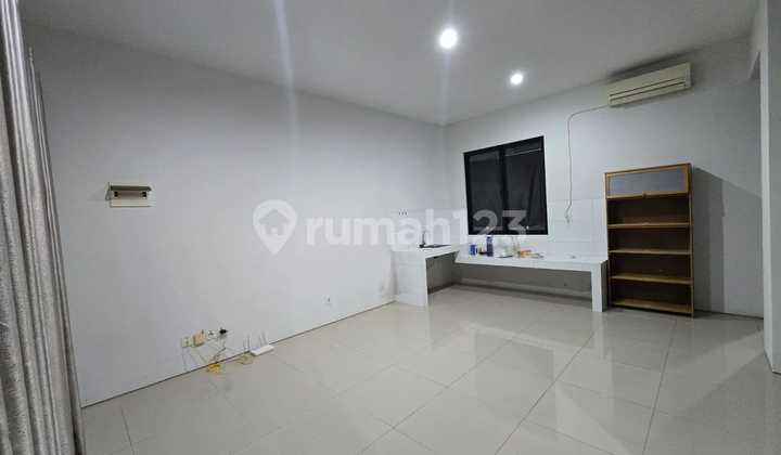 Di Sewakan Rumah 2 Lantai Citra Garden Puri 2