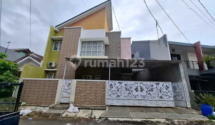 Rumah di Permata Harapan Baru Medan Satria Bekasi
