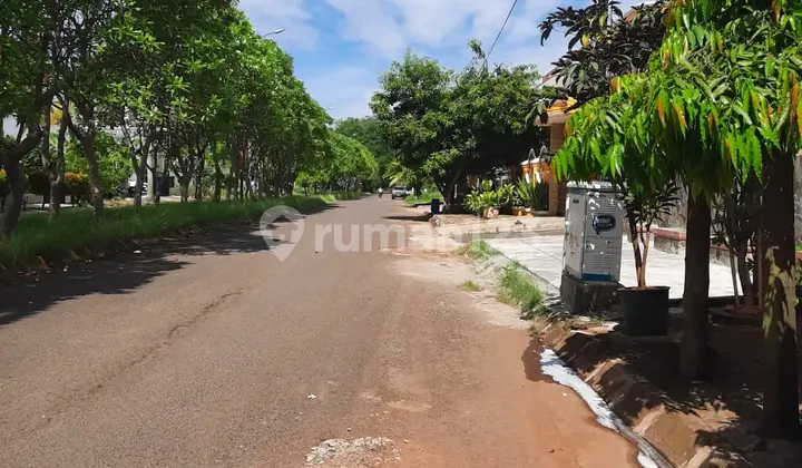 Nice Cheap Spacious House in Taman Modern East Jakarta