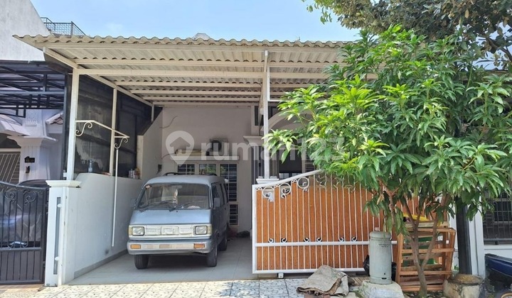 Good House with SHM in Cakung
