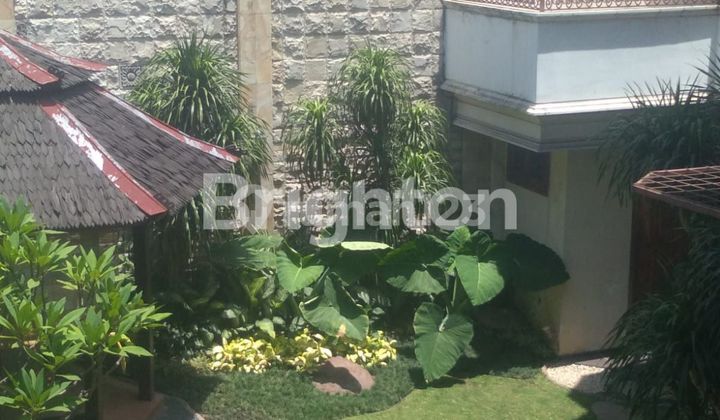 Rumah Nginden jalan kembar 1