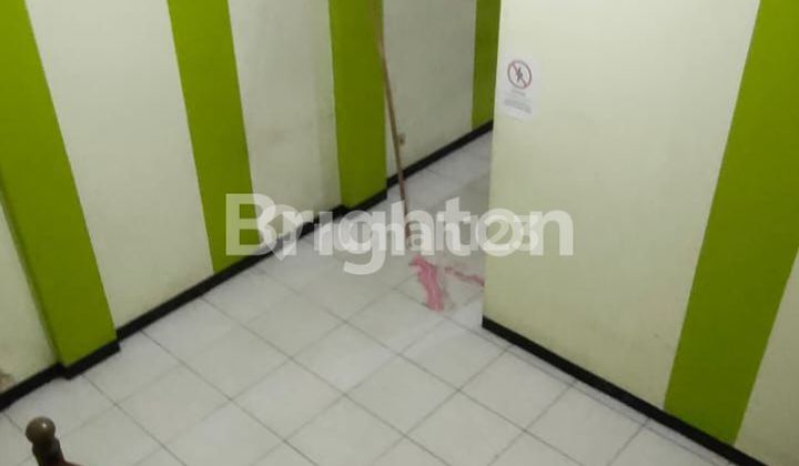 ruko 2,5 lantai surabaya timur dekat universitas  petra 2