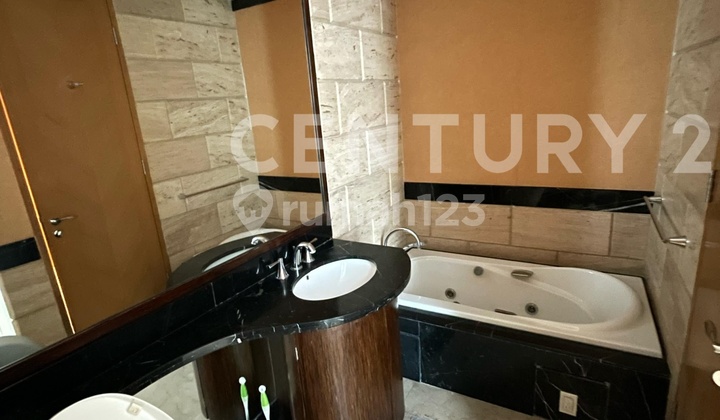 Kempinski Residence Grand Indonesia Private Apartment 2