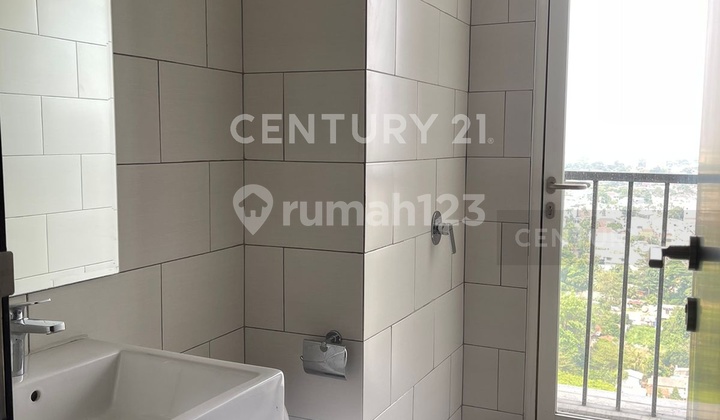 For Rent Lexington Apartment. 3Br, Private Elevator & Furnished. 2