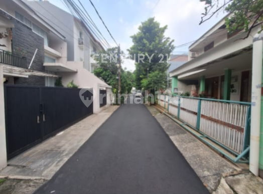 Dijual Rumah Lama Kawasan Scbd Kebayoran Baru. Cocok Dibangun Kos Dijual Rumah Lama Kawasan Scbd Kebayoran Baru. Cocok Dibangun Kos