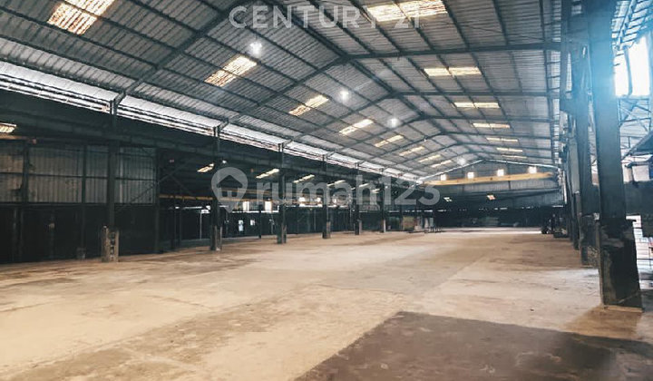 Cheap Warehouse for Sale in Cipondoh, Kavling DPR. Newly Poured Floor.