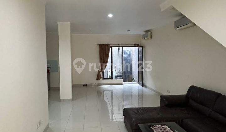 Rumah Komplek Kawasan Elite Bambu Apus Cipayung Jakarta Timur 1