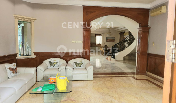 Disewa Rumah Mewah Furnish Permata Hijau, Jakarta Selatan 2