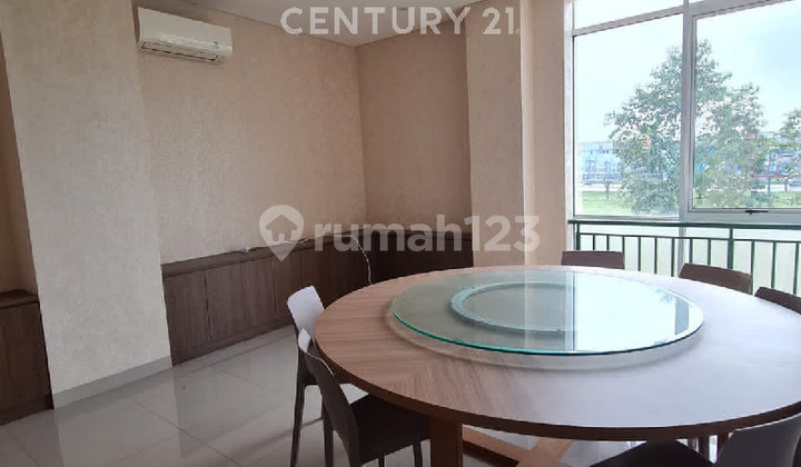 Ruko 3 Lantai Gandeng 3 Jalan Raya Boulevard PIK 2 Ruko 3 Lantai Gandeng 3 Jalan Raya Boulevard PIK 2