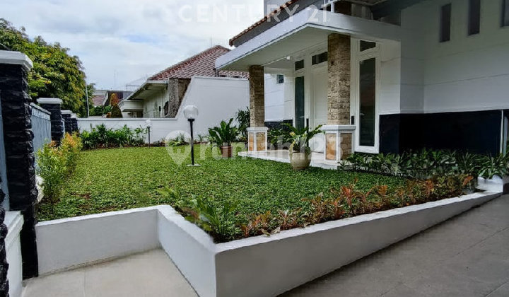 Disewa Rumah Minimalis Furnish Permata Hijau, Jakarta Selatan