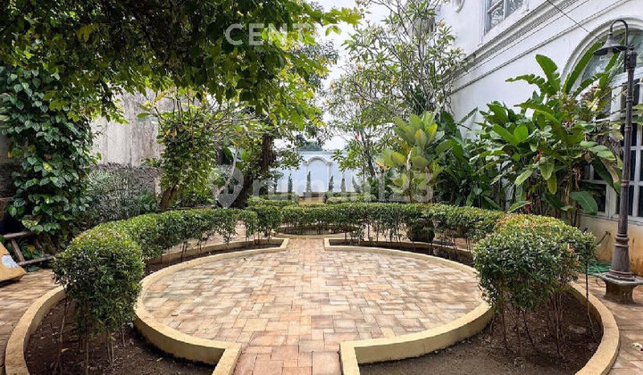 For Rent Spacious Luxury House in Cipedak, Jagakarsa, South Jakarta 2