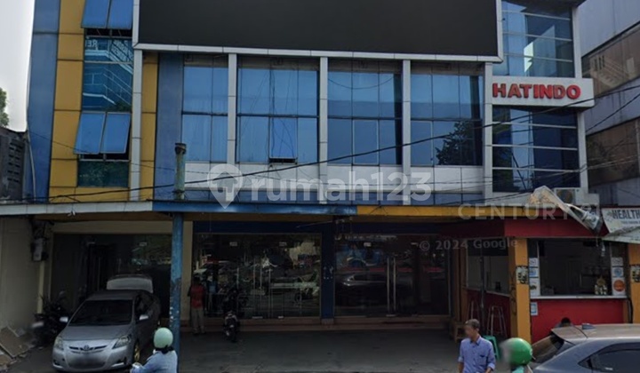 Gedung Kantor 4 Lantai di Warung Buncit Raya.