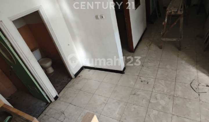 For Sale Ready to Occupy Shop House Jatinegara Next to Bassura Mall 2