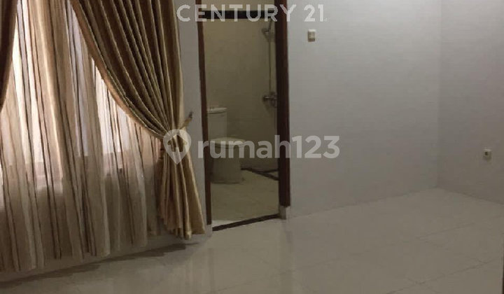 For Rent House 100 Meters From Pasar Minggu Main Road For Rent House 100 Meters From Pasar Minggu Main Road