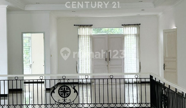 For Rent House on Gaharu Street, Cipete, Cilandak 2