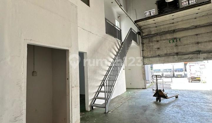 Disewakan Gudang Dalam Komplek Pergudangan Taman Tekno Bsd City 2