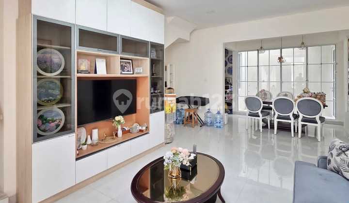 Dijual Rumah 2 Lantai Lavon Swan City Cikupa. Harga 1.6 M 2