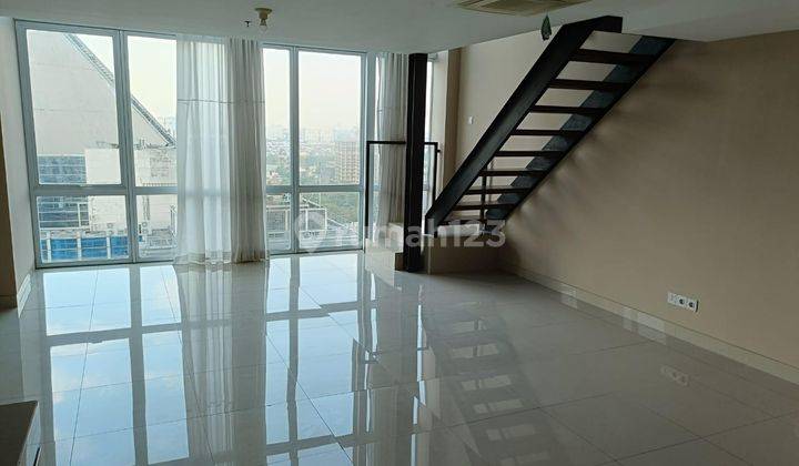 Disewakan 1 Unit Apartemen U Residence Tower Biz Loft Lantai 17. Type Studio 2 Lantai, 1 Kamar Tidur . Ac , Kitchen Set Bagus 2