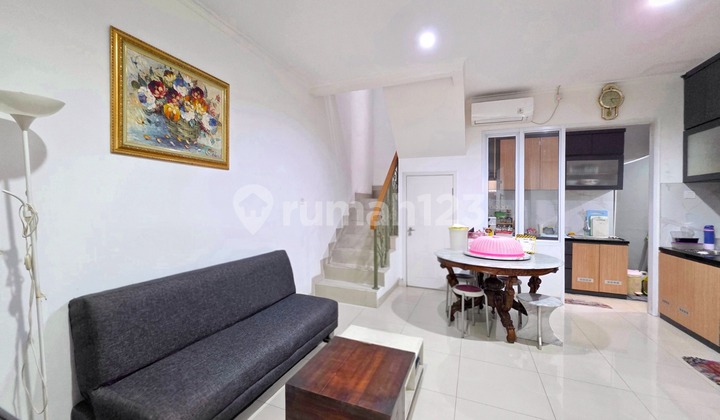 For Sale Rumahelista Village Gading Serpong. Near Ruko Anniva, Food Paradise 1.85 M 2