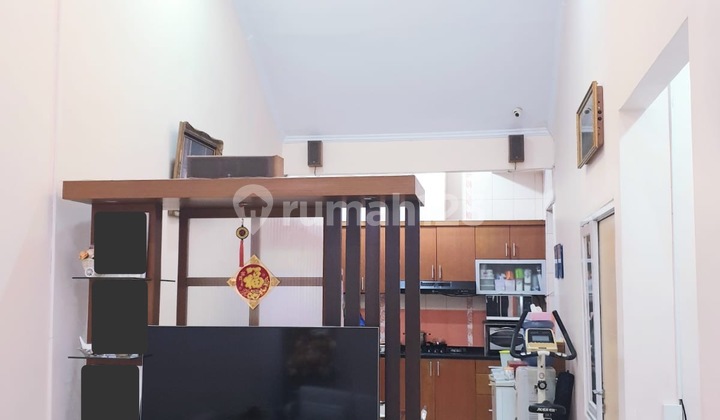 For Sale Poris Residence 3 House in Cipondoh, South Tangerang, 1.5 Billion. 24-Hour Security. Near Station, Airport. 2