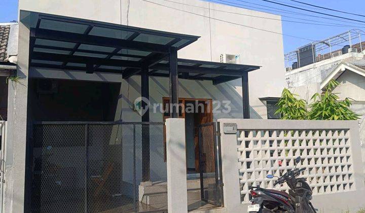 Sewa Rumah Full Furnished Medoho Sambirejo Gayamsari Semarang Timur Lengkap Ac Sofa Kitchen Set Bersih Strategis 7 Menit Ke Pusat Kota Semarang Simpang Lima - Dekat Jalan Jolotundo- Ra Kartini- Pasar Burung- Masjid Agung Jawa Tengah - Tol Tanjung Mas Sron 1