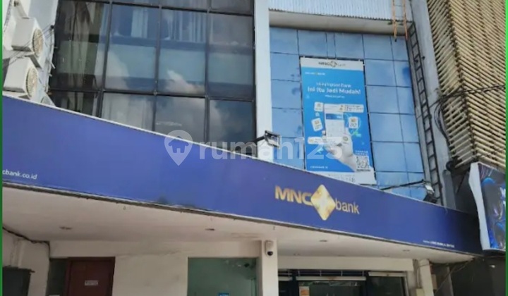 Affordable Quick Rent 3-Storey Shop House in Pandanaran Complex, Central Semarang City. Very Strategic Location Near Tugu Muda, Lawang Sewu. Cathedral Church. Pemuda. Imam Bonjol. Doctor Sutomo. Sudirman. Affordable Quick Rent 3-Storey Shop House in Pandanaran Complex, Central Semarang City. Very Strategic Location Near Tugu Muda, Lawang Sewu. Cathedral Church. Pemuda. Imam Bonjol. Doctor Sutomo. Sudirman.