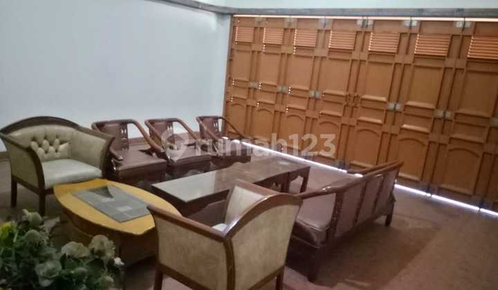 Rumah Mewah Lahan Luas di Taman Laguna Cibubur 2