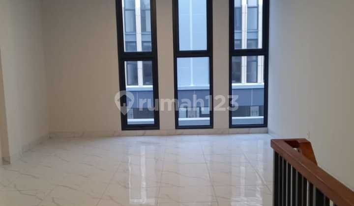 For Sale: Latest Modern and Strategic Shop House in Cibubur Tourism City 2