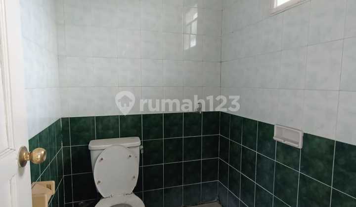 For Sale House in a Cluster in Kota Wisata Cibubur 2