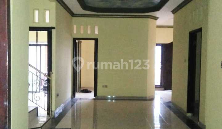 Rumah Rapi Siap Huni di Taman Laguna Cibubur 2