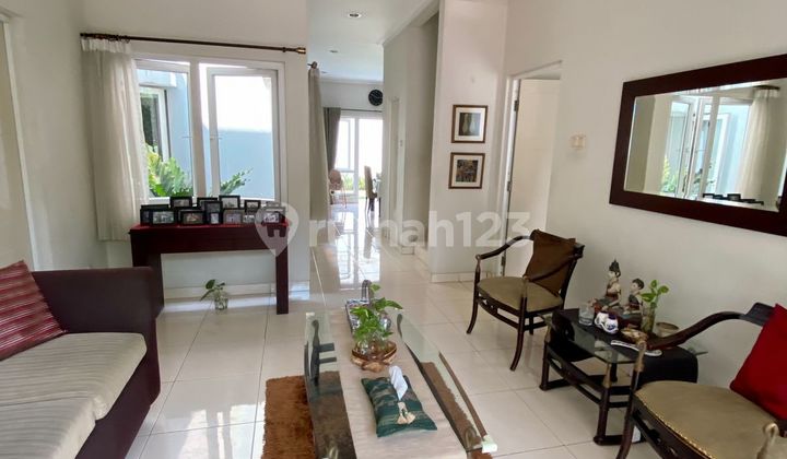 Jual Rumah Cantik di Second Boulevard Kota Wisata Cibubur 2