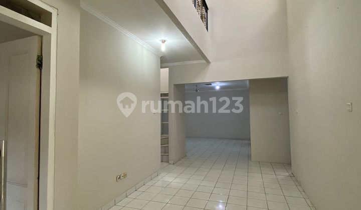 Jual Cepat Rumah 2 Lt di Cluster Terdepan di Kota Wisata Cibubur 2