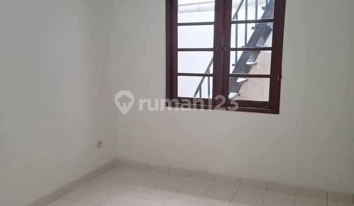 Jual Rumah Minimalis Rapi di Kota Wisata Cibubur 2