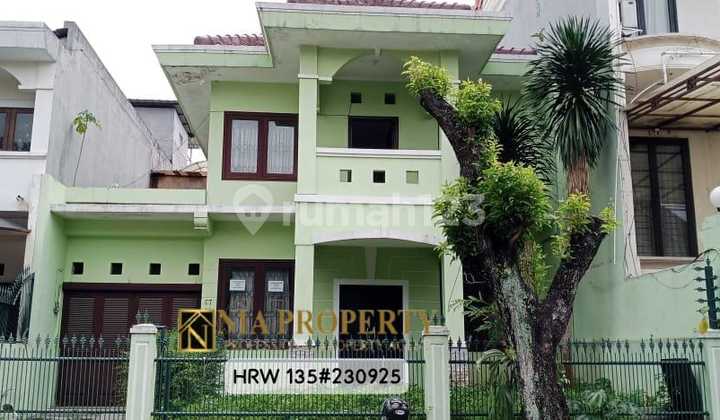 Dijual Rumah 2 Lantai di Raffles Hills Cibubur, Masih Terawat dan Kokoh