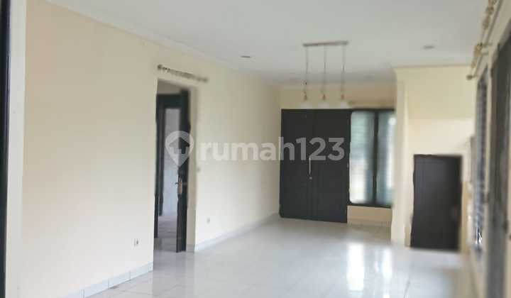Quick Sale 2-Story House Hook Position at Legenda Wisata Cibubur 2