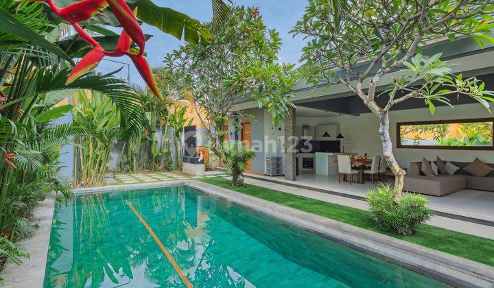 3BR villa Canggu 7 min drive//Long 11 meters pool 3BR villa Canggu 7 min drive//Long 11 meters pool