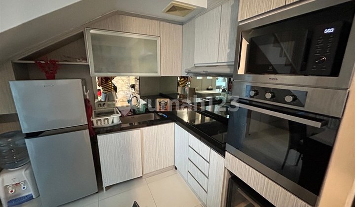 Siap Huni! Disewakan Small Office Home Office 2 Lantai (Soho) Neo Soho Podomoro City Super Strategis 2