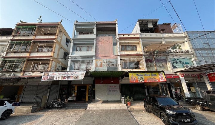 Ready to Operate! Busy Area Near Muara Karang Market Suitable for All Types of Businesses, Offices, or Commercial Investments Negotiable Until Deal 4-Story Shop House 2