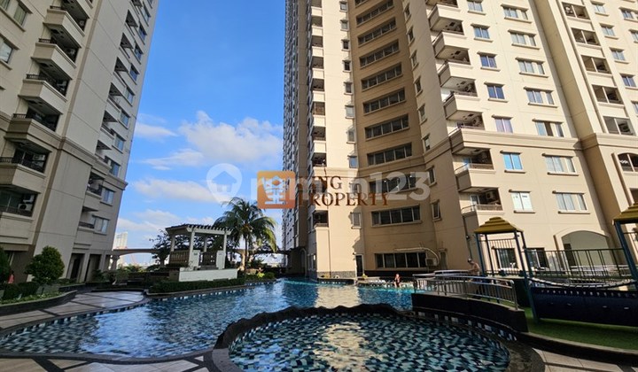 For rent 1Br Semi Furnished Apartment Mediterania Marina Ancol Residence Close to Toll Access and Favorite Tourist Destinations