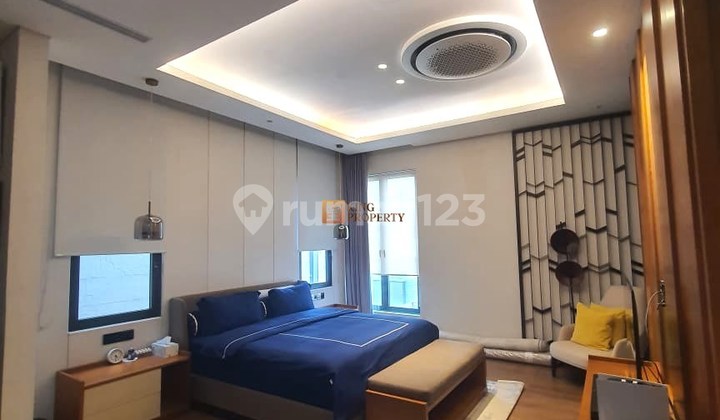 Ekslusif! Dijual Rumah Cluster 3.5Lt Puri Mansion Unit Baru, Luas Besar, Finishing Premium, dan Dilengkapi Private Pool Ekslusif! Dijual Rumah Cluster 3.5Lt Puri Mansion Unit Baru, Luas Besar, Finishing Premium, dan Dilengkapi Private Pool